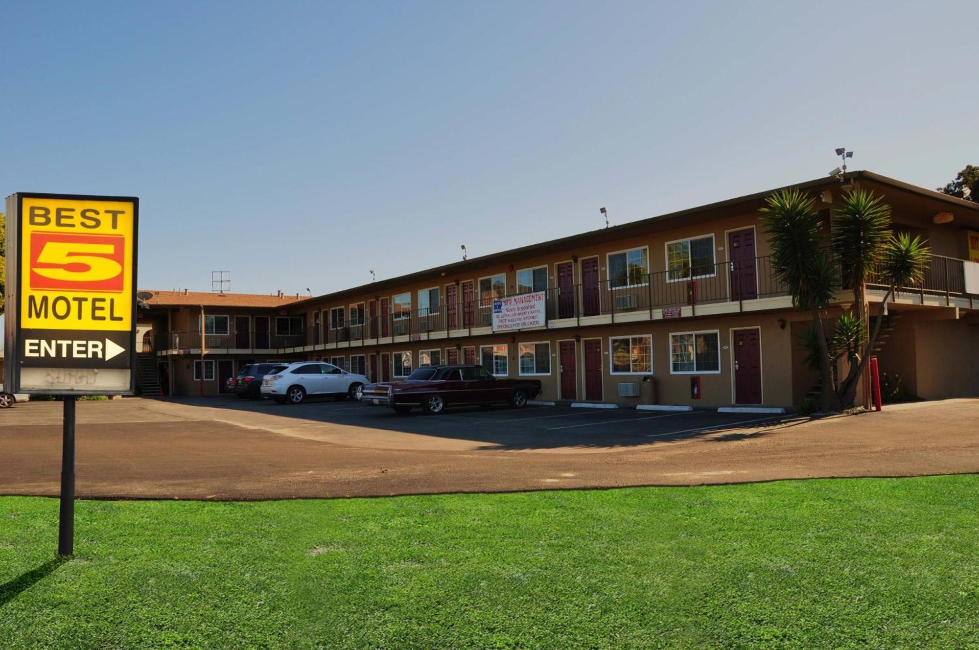 Best 5 Motel Salinas Buitenkant foto
